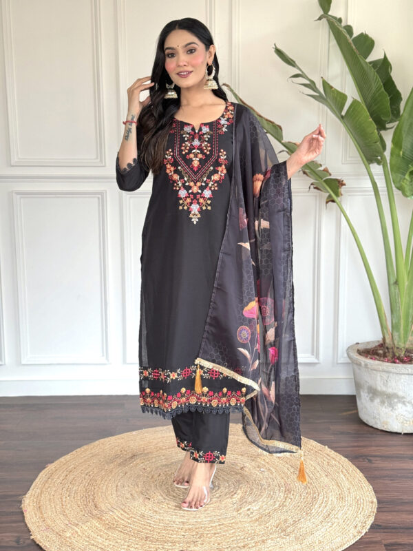 KALINI Black Embroidered Chanderi Kurta Set - Image 6