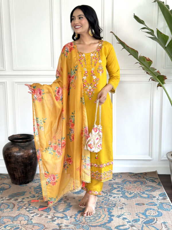MAYA Women Embroidered Thread Work Kurta With Trousers & Dupatta